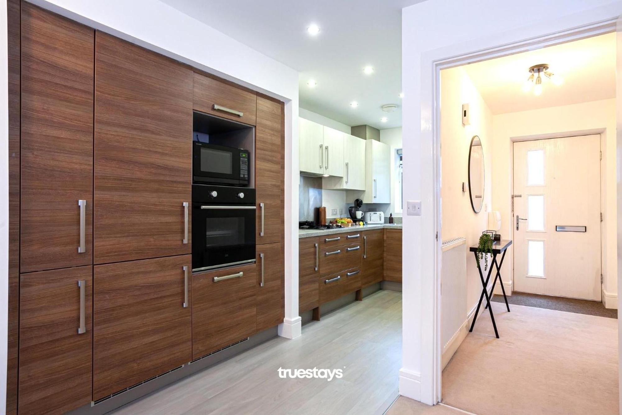 Ambassador House By Truestays - Luxury 4 Bedroom House In Stoke-On-Trent Etruria Bagian luar foto